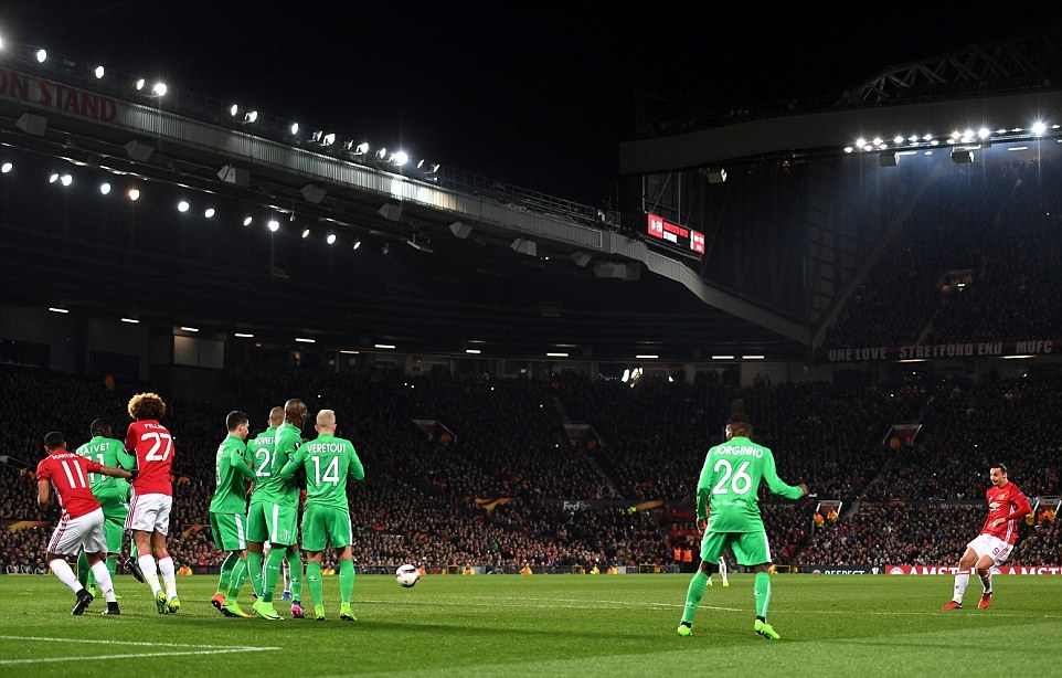 Siêu Ibra lập hat-trick, Man United hủy diệt Saint-Etienne_693ff72d8b8e0.jpeg
