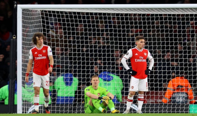 Thua thảm, fan Arsenal điên tiết: “Tống khứ ngay tên của nợ đó”_693fe8c9154de.jpeg