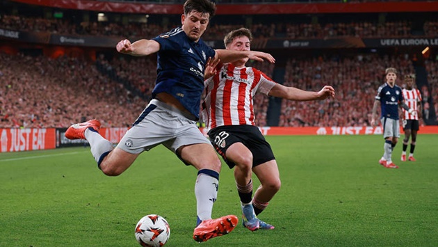 Tỏa sáng ở Europa League, Harry Maguire được gọi là ‘tấm gương về nghị lực’_693fcfb5b1f1f.jpeg