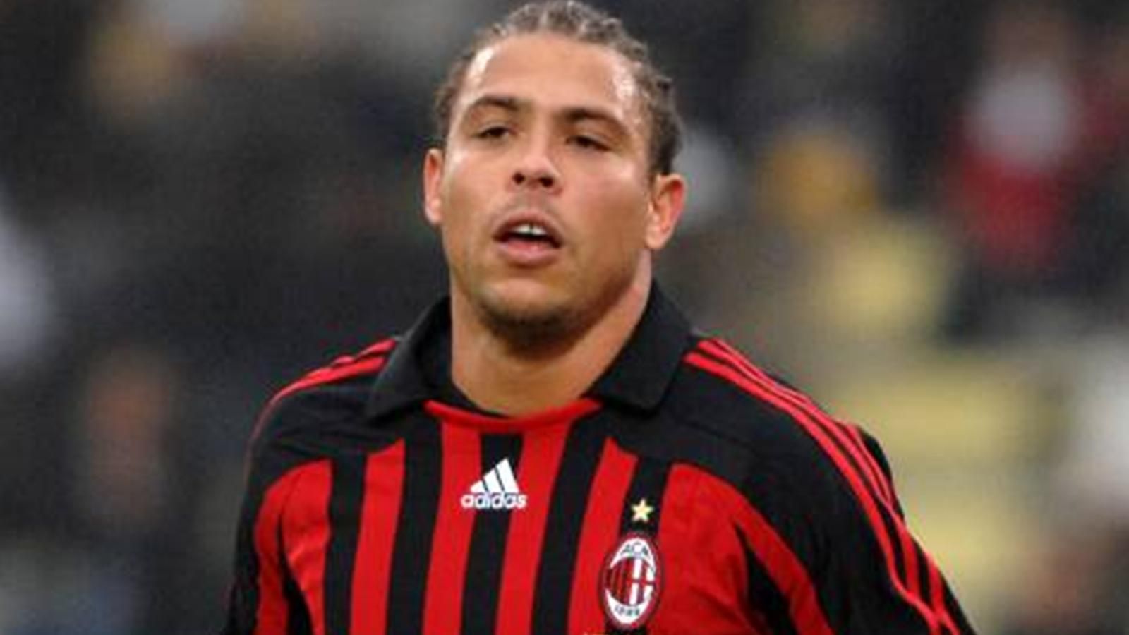 ‘Tôi mơ ước có thể ghi bàn ở SVĐ của Ronaldo và Shevchenko’_693fe9a61d59f.jpeg