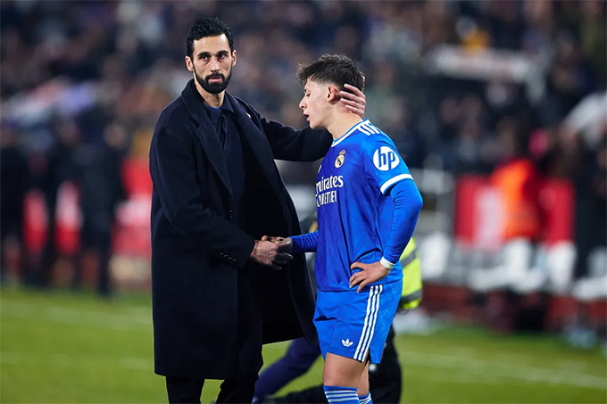 HLV Arbeloa ghi điểm dù khiến Real Madrid bị loại ngay trận ra mắt_6984896b93be6.jpeg